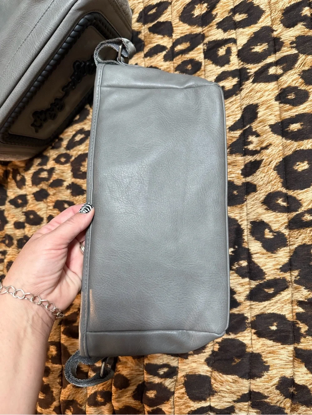 Itzy Ritzy (discontinued) Greyson Boss Bag with strolle caddy & sanitizer holder
